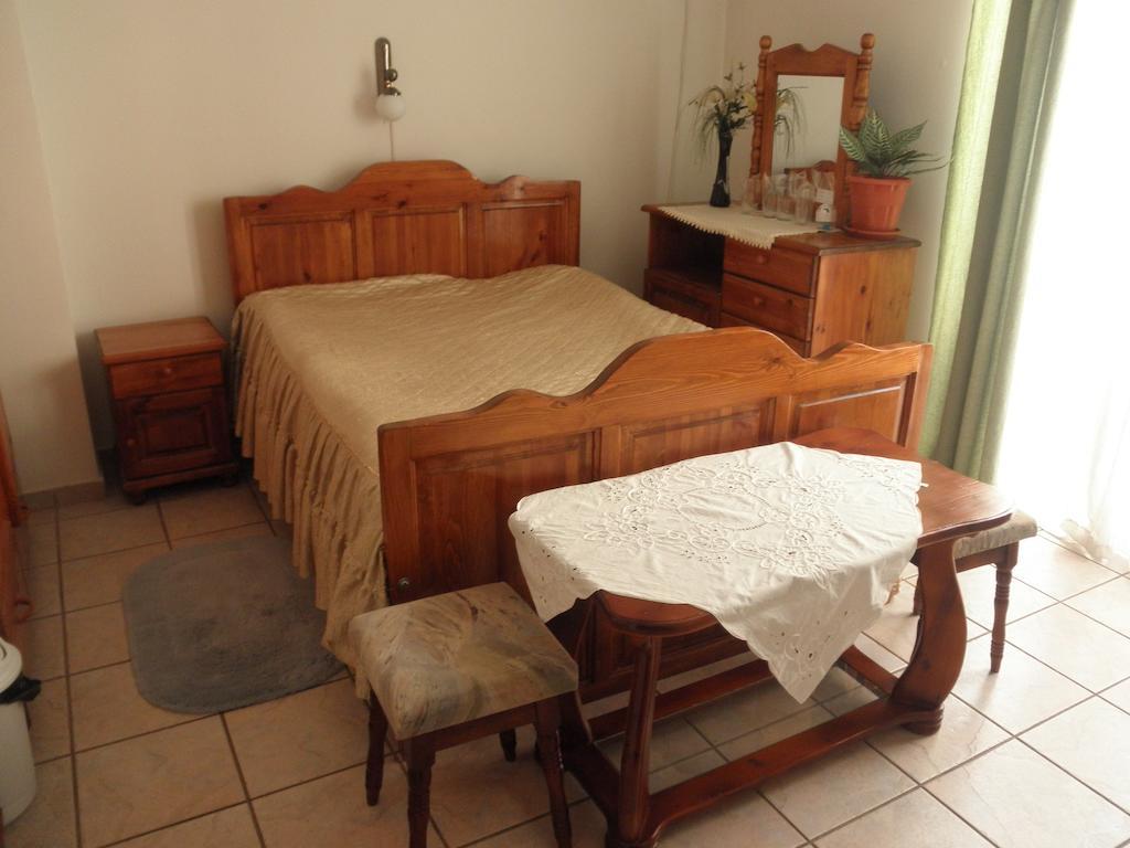 Hotel Atlantic Sliven Zimmer foto